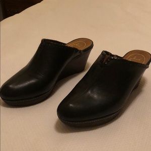 Jack Rogers Simons Mule Shoes